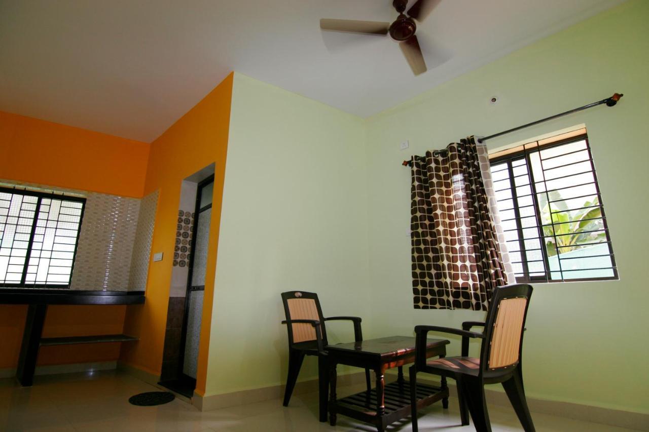 Rudra Holidays Guest House Arambol Exterior foto